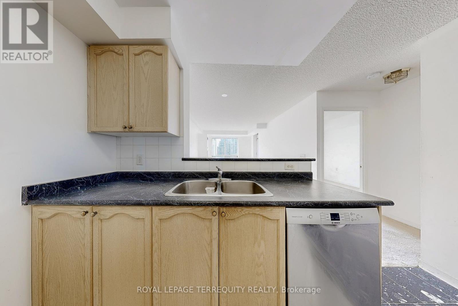 2001 - 20 Olive Avenue, Toronto, Ontario  M2N 7G5 - Photo 20 - C12159008