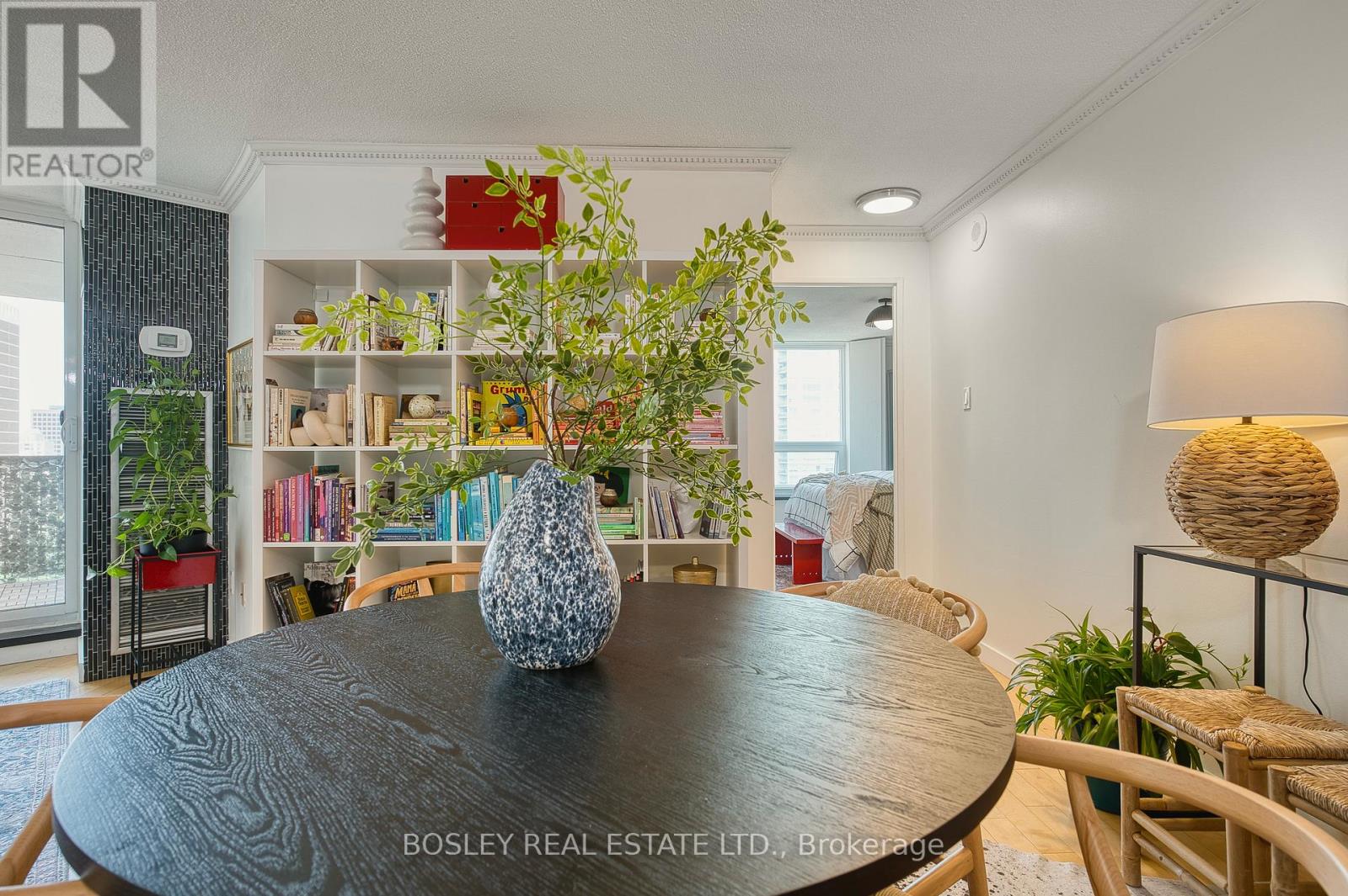 1923 - 77 Maitland Place, Toronto, Ontario  M4Y 2V6 - Photo 12 - C12206378