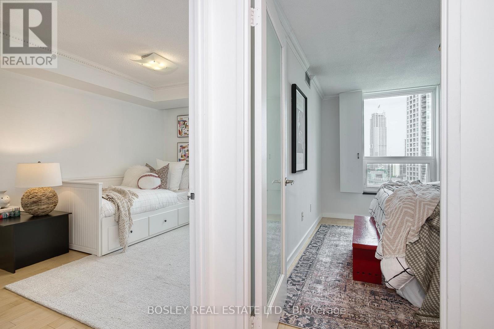 1923 - 77 Maitland Place, Toronto, Ontario  M4Y 2V6 - Photo 17 - C12206378