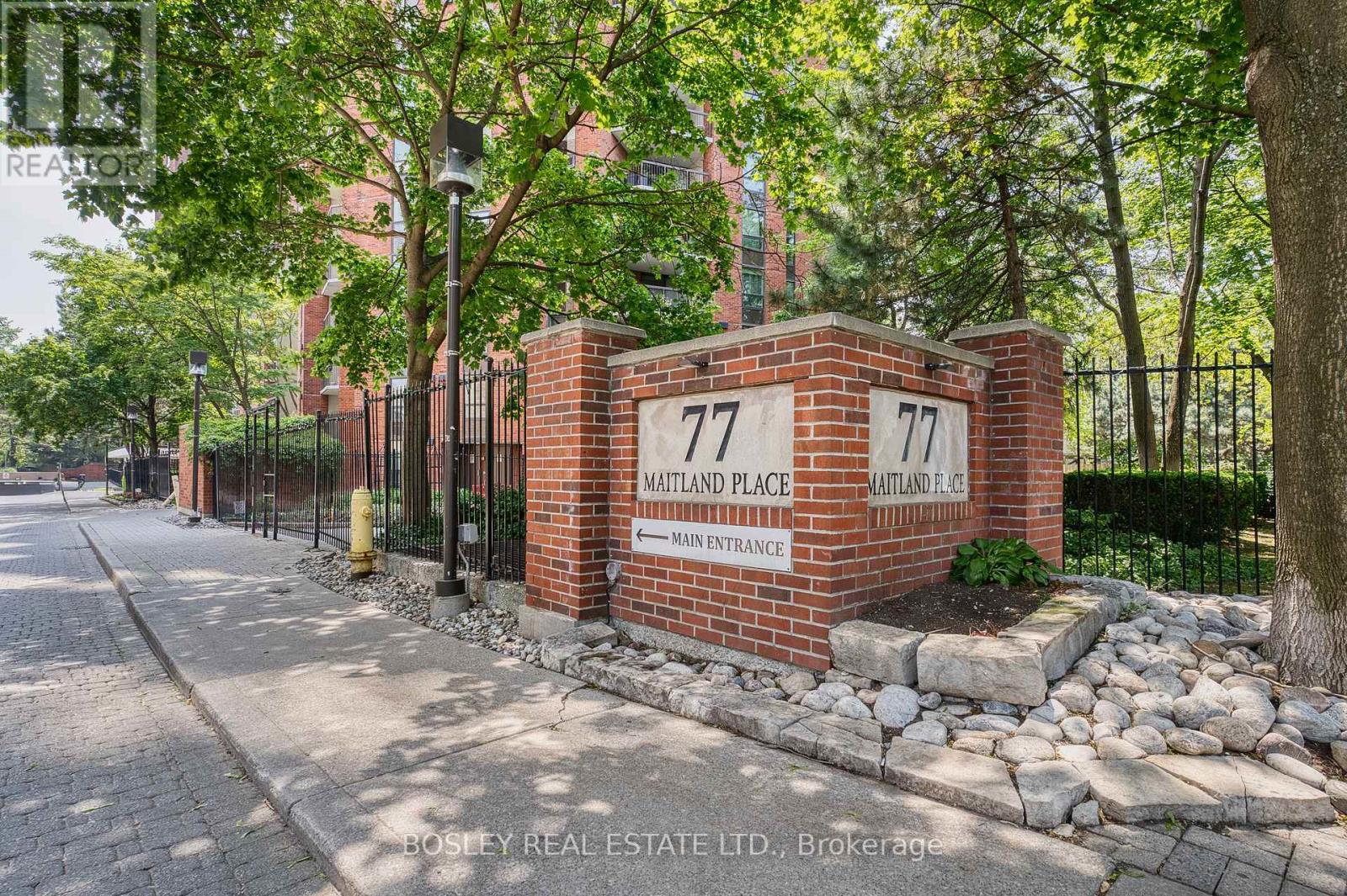 1923 - 77 Maitland Place, Toronto, Ontario  M4Y 2V6 - Photo 2 - C12206378