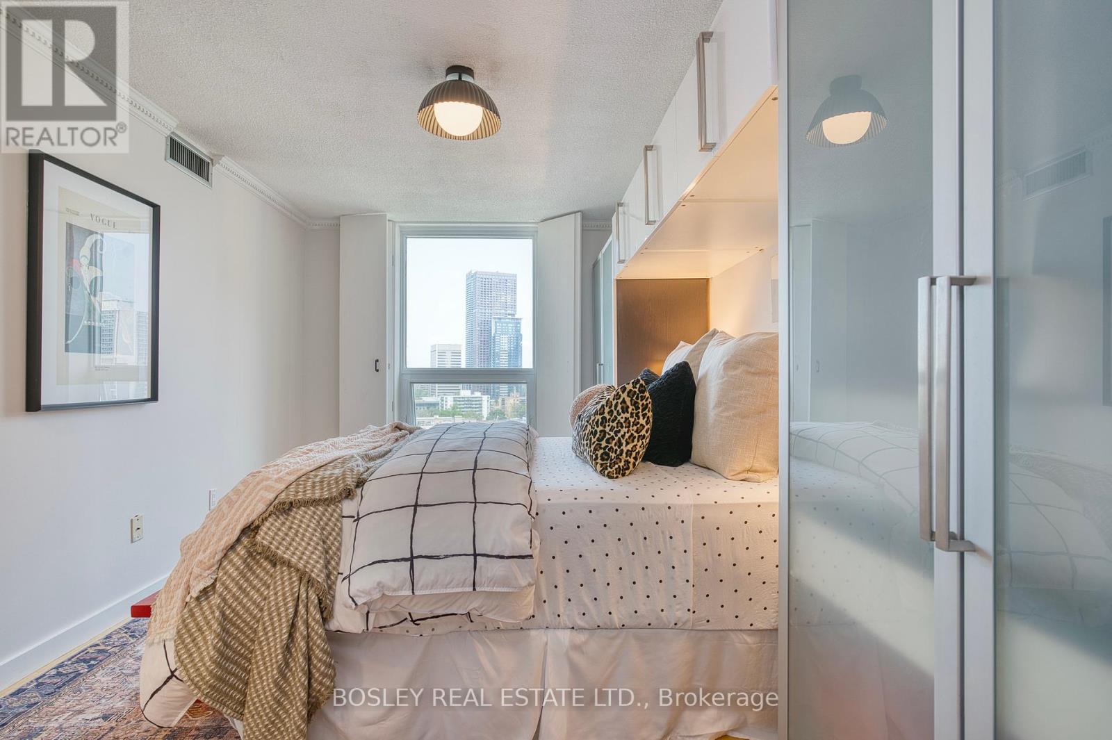 1923 - 77 Maitland Place, Toronto, Ontario  M4Y 2V6 - Photo 22 - C12206378