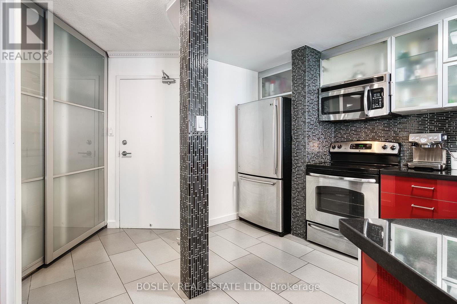 1923 - 77 Maitland Place, Toronto, Ontario  M4Y 2V6 - Photo 7 - C12206378