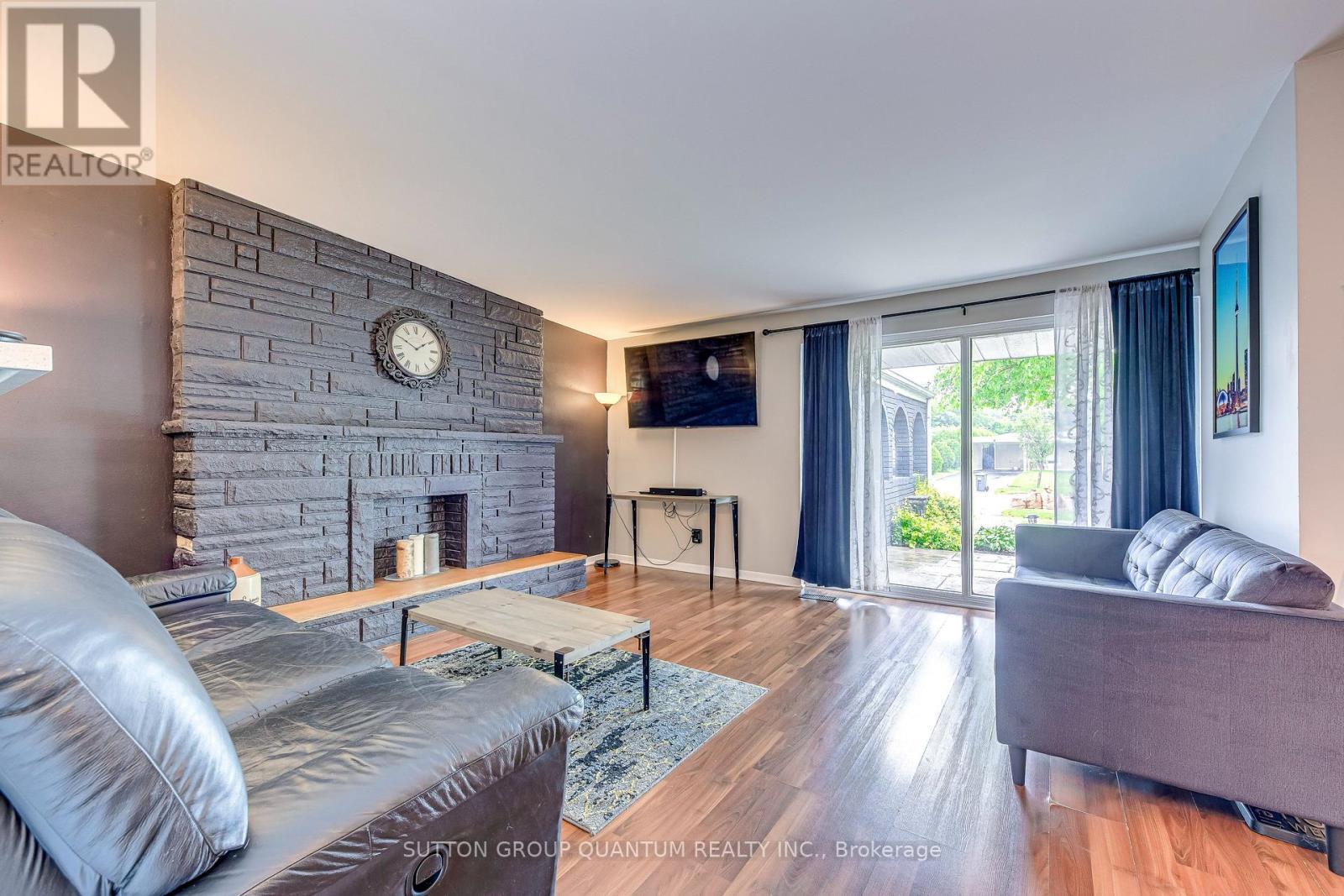 2618 Constable Road, Mississauga, Ontario  L5J 1W2 - Photo 5 - W12203420