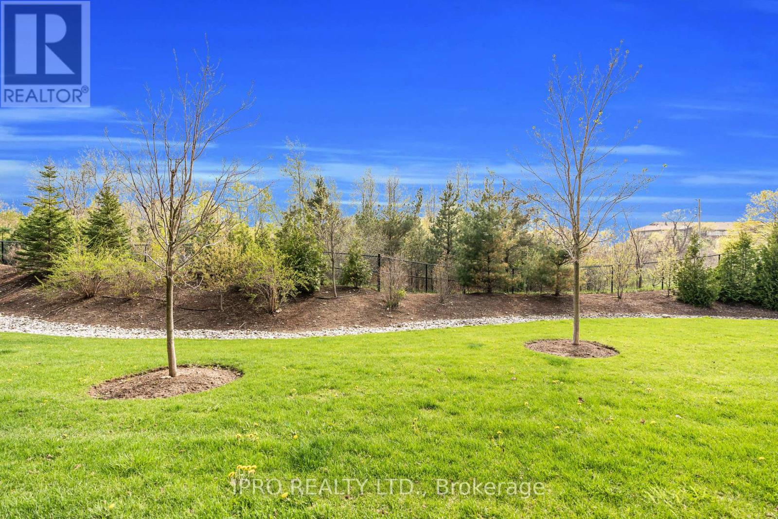 Ll12 - 25 Kay Crescent, Guelph, Ontario  N1L 0P2 - Photo 21 - X12134041