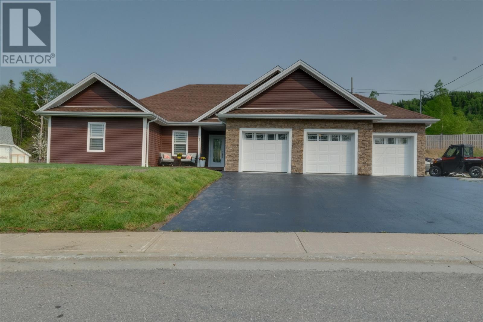 Property at 3 South Brook Drive image 1