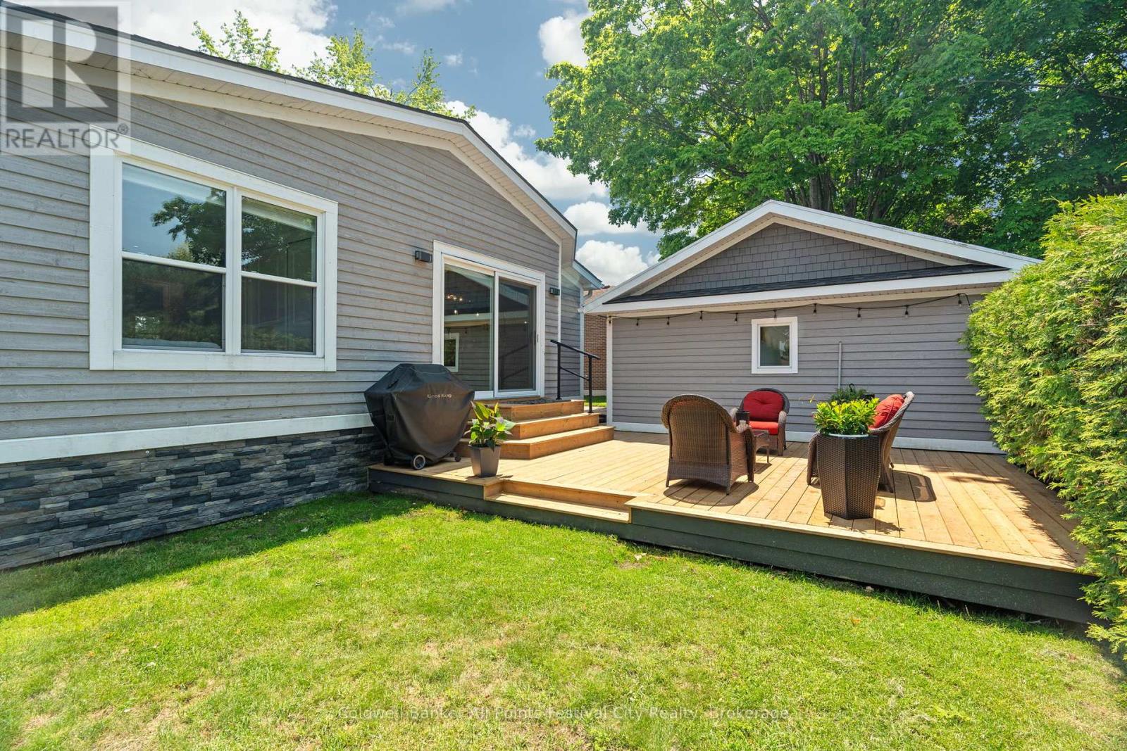 461 Maple Avenue N, North Perth, Ontario  N4W 3G4 - Photo 38 - X12206611