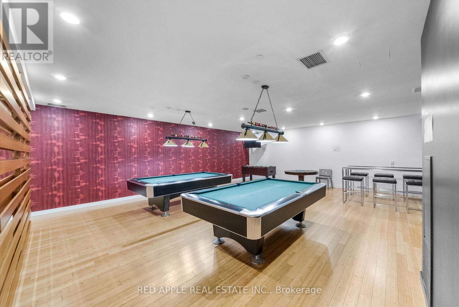 530 - 21 Iceboat Terrace, Toronto, Ontario  M5V 4A9 - Photo 41 - C12201879