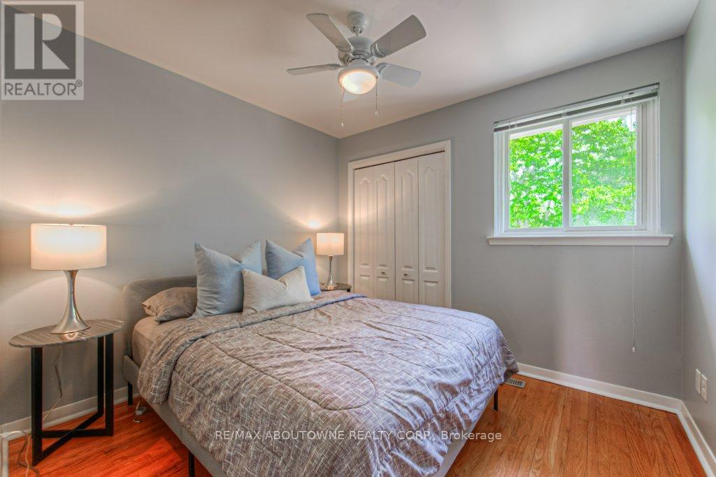 5503 Schueller Crescent, Burlington, Ontario  L7L 3T1 - Photo 17 - W12206494