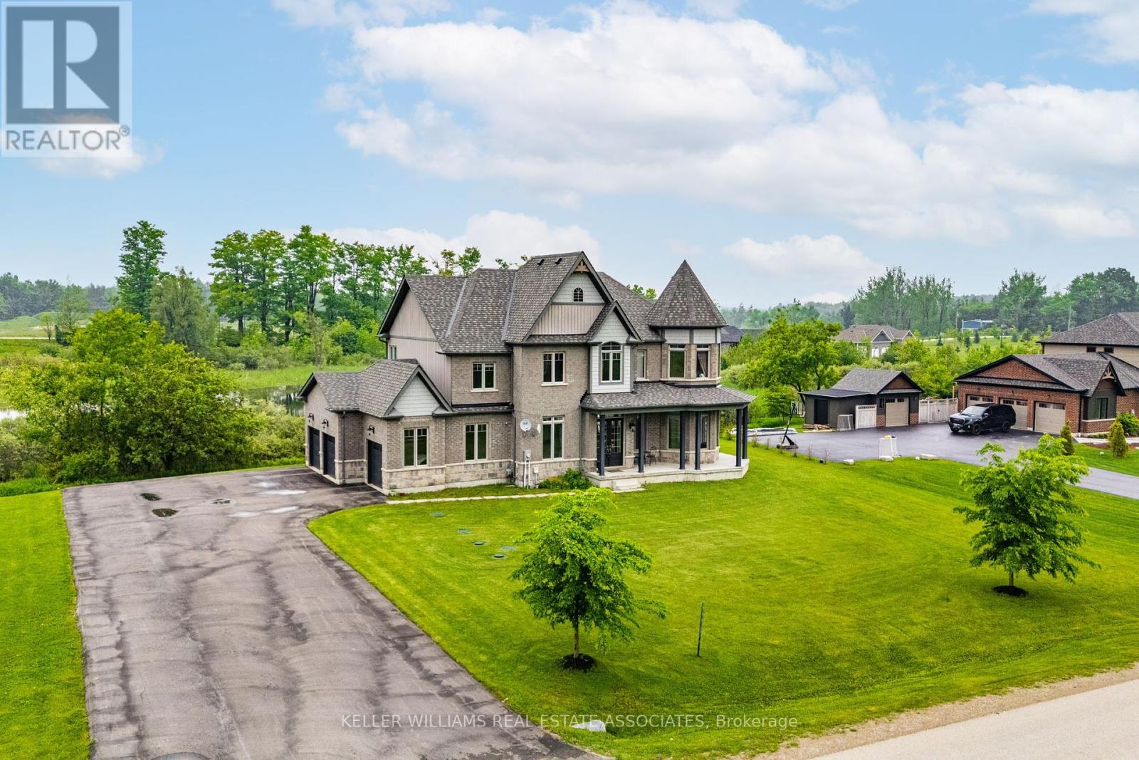 7 Country Meadows Drive, Amaranth, Ontario  L9V 3T8 - Photo 6 - X12207202