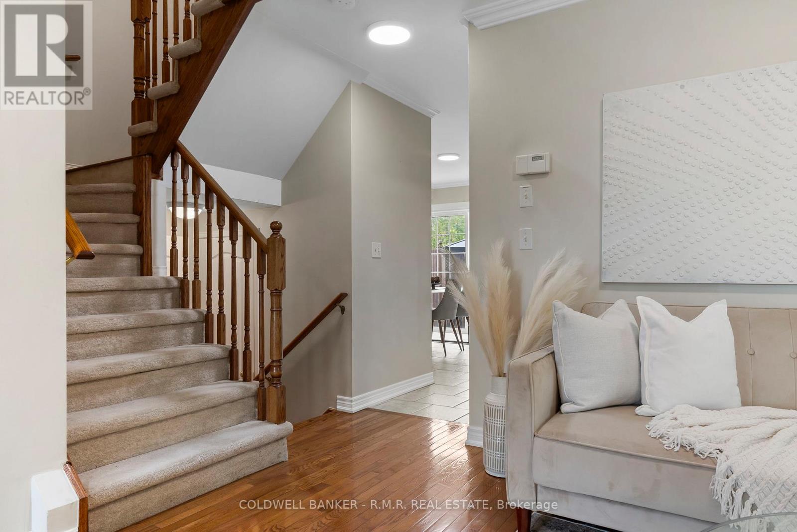 42 Ipswich Place, Whitby, Ontario  L1M 2K1 - Photo 9 - E12208900