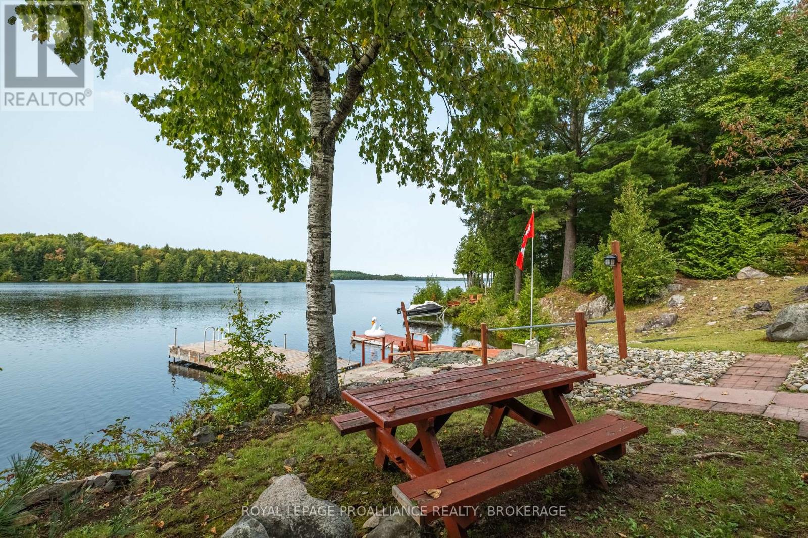 1238 Big Gull Lane, Frontenac (Frontenac Centre), Ontario  K0H 1B0 - Photo 12 - X12208974