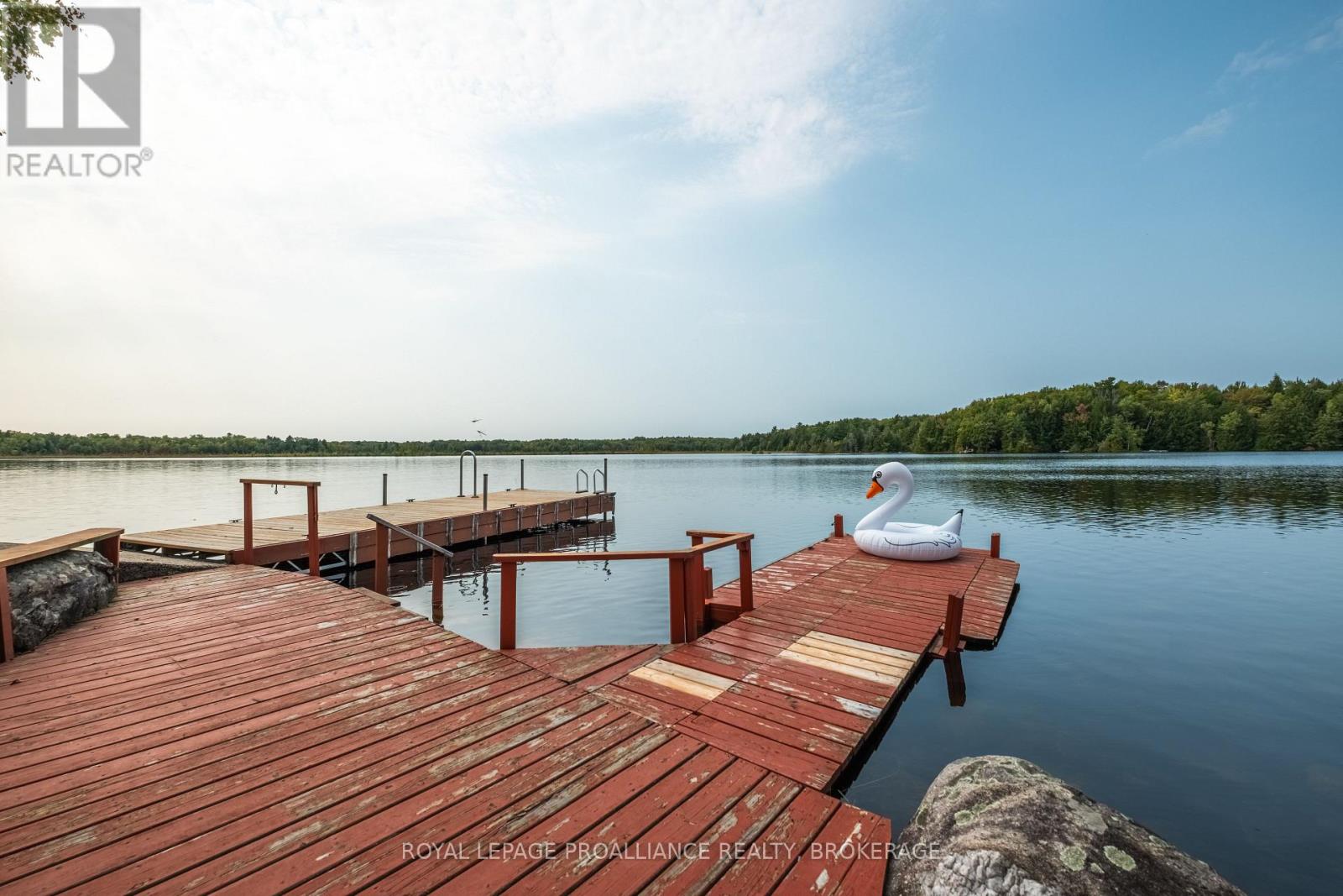 1238 Big Gull Lane, Frontenac (Frontenac Centre), Ontario  K0H 1B0 - Photo 13 - X12208974