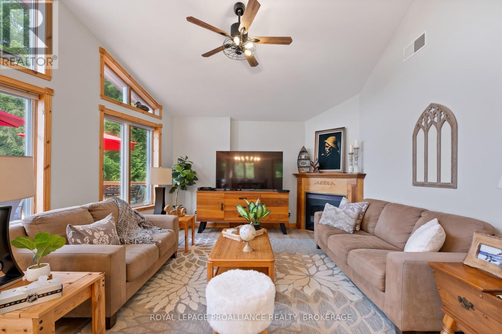 1238 Big Gull Lane, Frontenac (Frontenac Centre), Ontario  K0H 1B0 - Photo 39 - X12208974