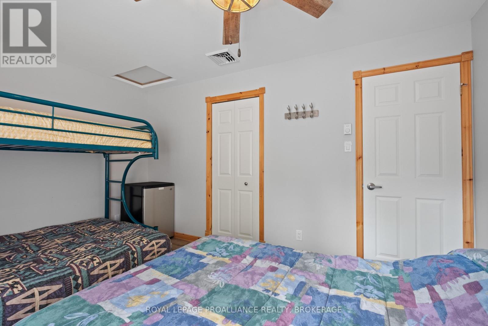 1238 Big Gull Lane, Frontenac (Frontenac Centre), Ontario  K0H 1B0 - Photo 43 - X12208974