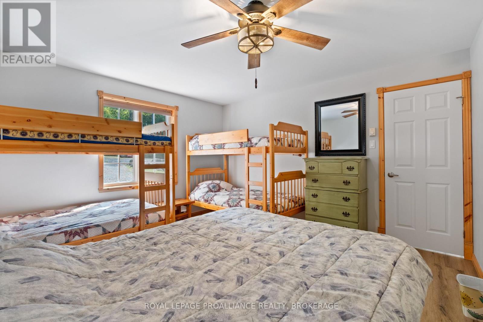 1238 Big Gull Lane, Frontenac (Frontenac Centre), Ontario  K0H 1B0 - Photo 45 - X12208974
