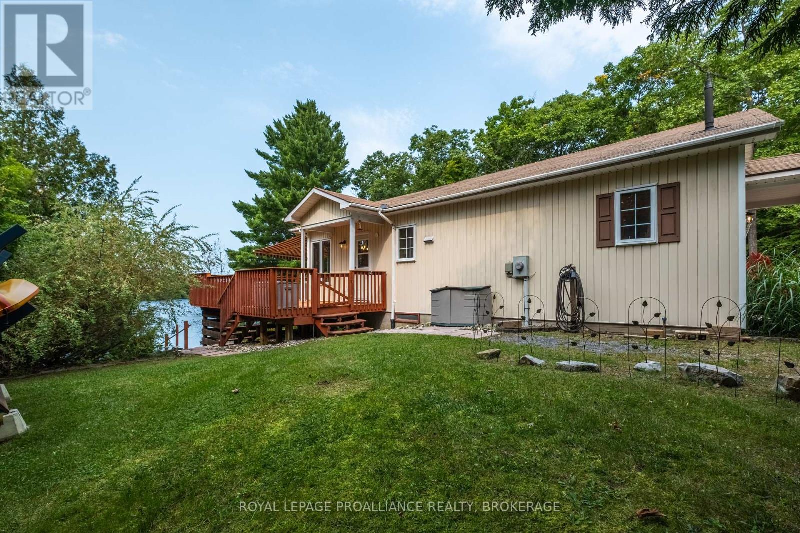 1238 Big Gull Lane, Frontenac (Frontenac Centre), Ontario  K0H 1B0 - Photo 6 - X12208974