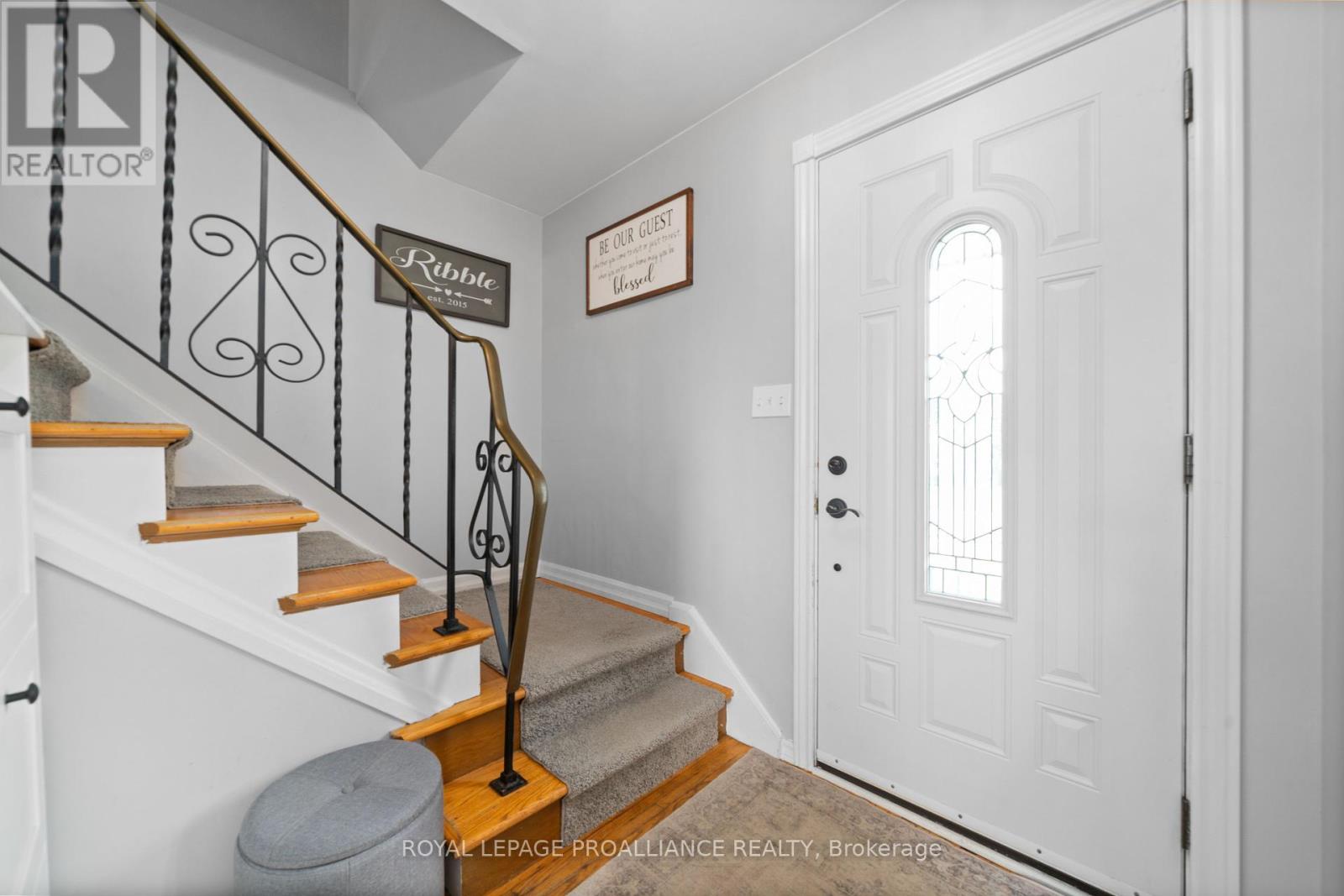 270 Mcgill Street, Quinte West, Ontario  K8V 3K8 - Photo 3 - X12208966