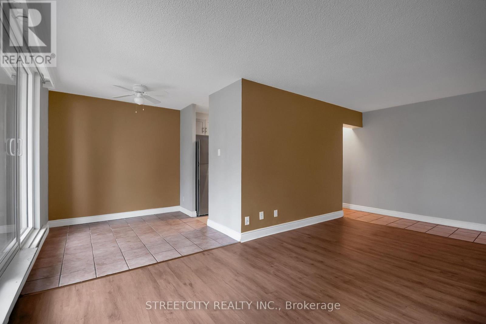 Photo 20 of 31 for 109 - 1103 Jalna Boulevard