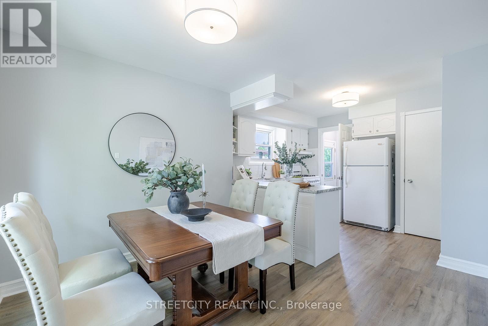 Photo 12 of 49 for 41 Fennell Crescent