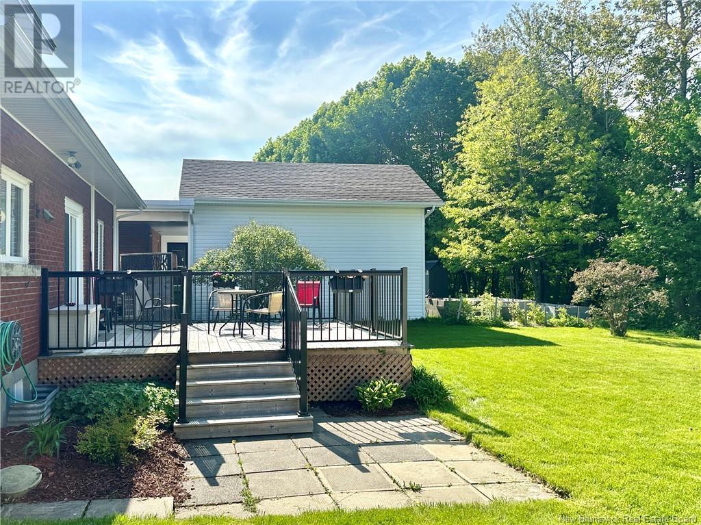 38 Vimy, Edmundston, New Brunswick  E3V 1B3 - Photo 34 - NB120400