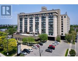 227 - 2737 KEELE STREET, Toronto, Ontario