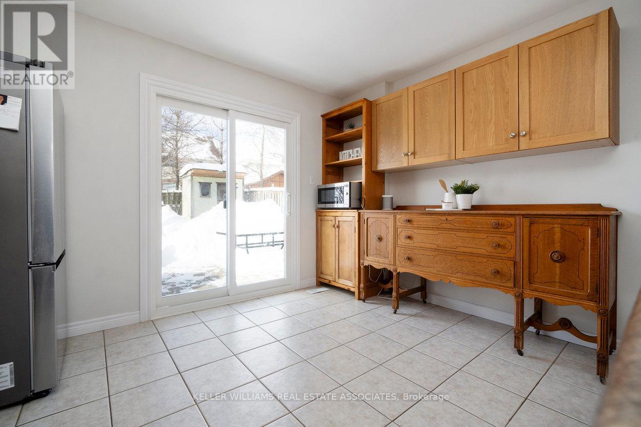 23 Rachlin Drive, Halton Hills, Ontario  L7J 3A9 - Photo 13 - W12161636