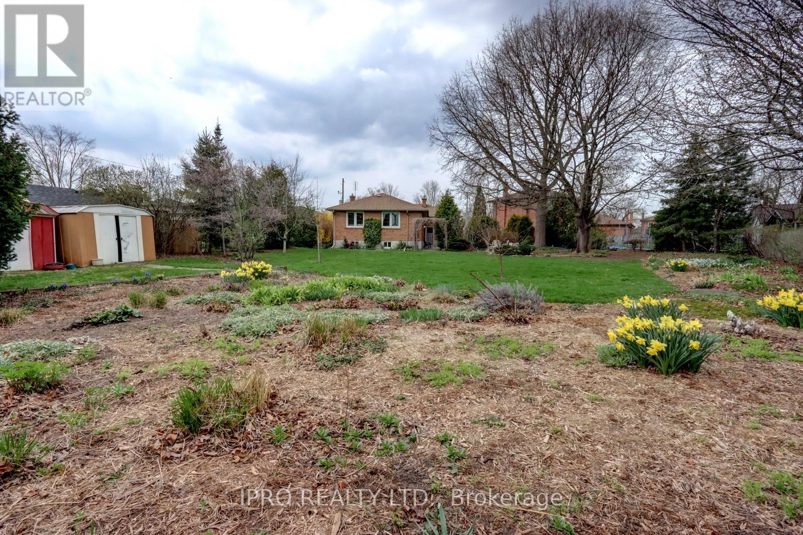 10 Chestnut Avenue, Brampton, Ontario  L6X 2A5 - Photo 46 - W12142278