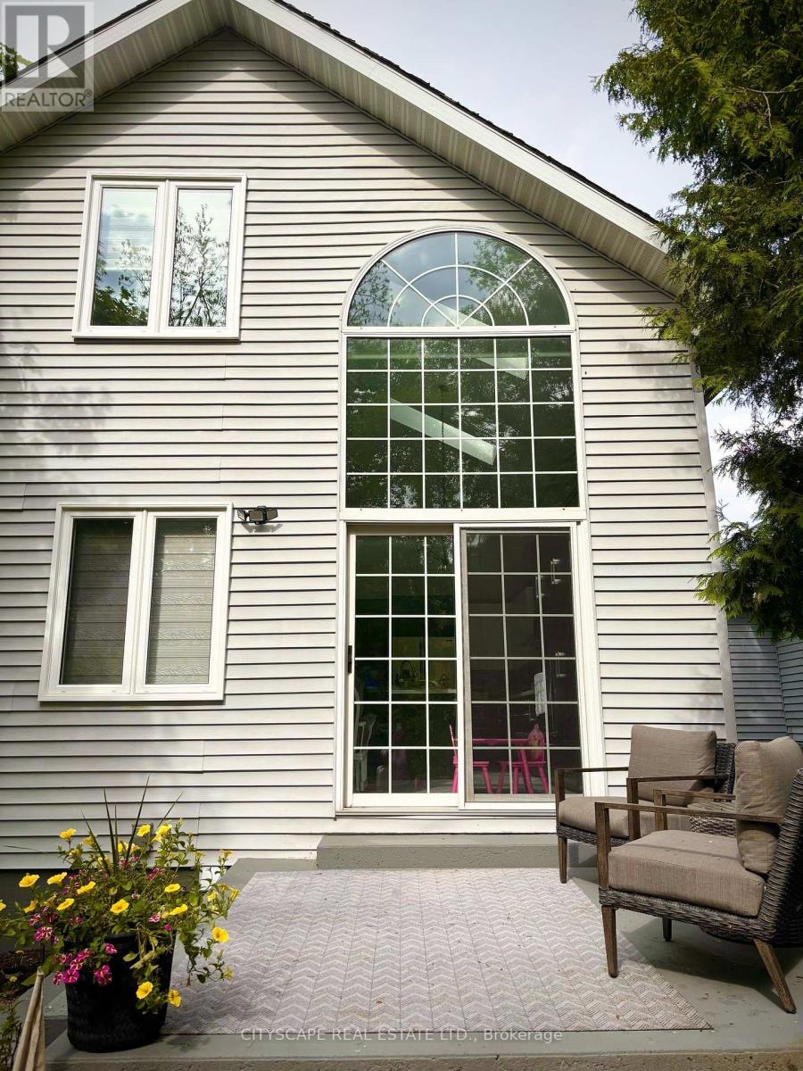 34 MERCER DRIVE, Brampton, Ontario