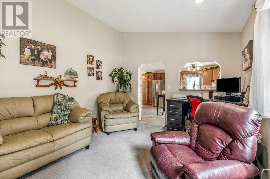 304 Edward Street, Monarch, Alberta  T0L 1S0 - Photo 9 - A2229484