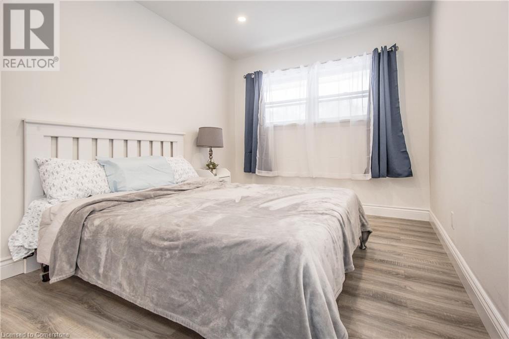 33 Third Avenue, Cambridge, Ontario  N1S 2C5 - Photo 9 - 40738749