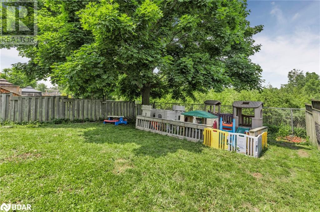 22 Bishop Drive, Barrie, Ontario  L4N 6Y6 - Photo 35 - 40734041