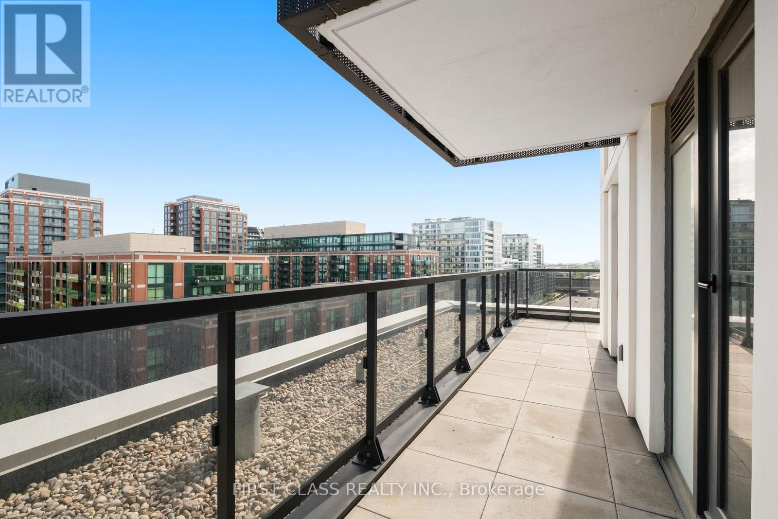 922 - 500 Wilson Avenue, Toronto, Ontario  M3H 5Y9 - Photo 2 - C12154367