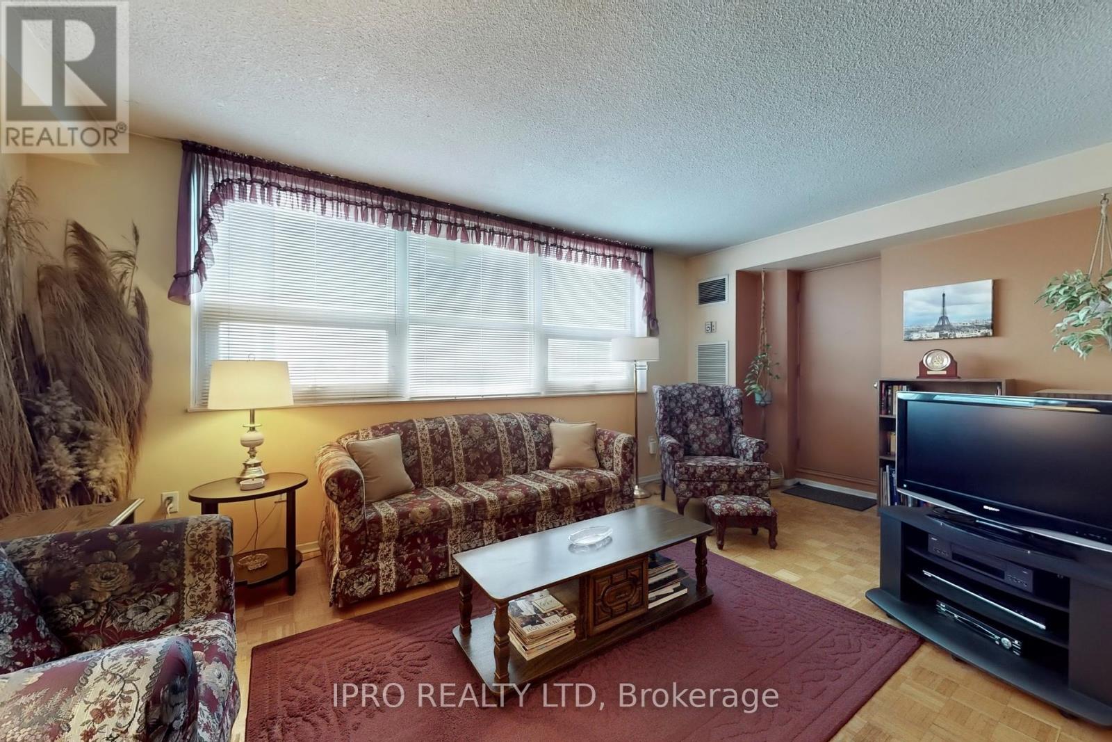 Property at 1408 - 4 LISA STREET image 5