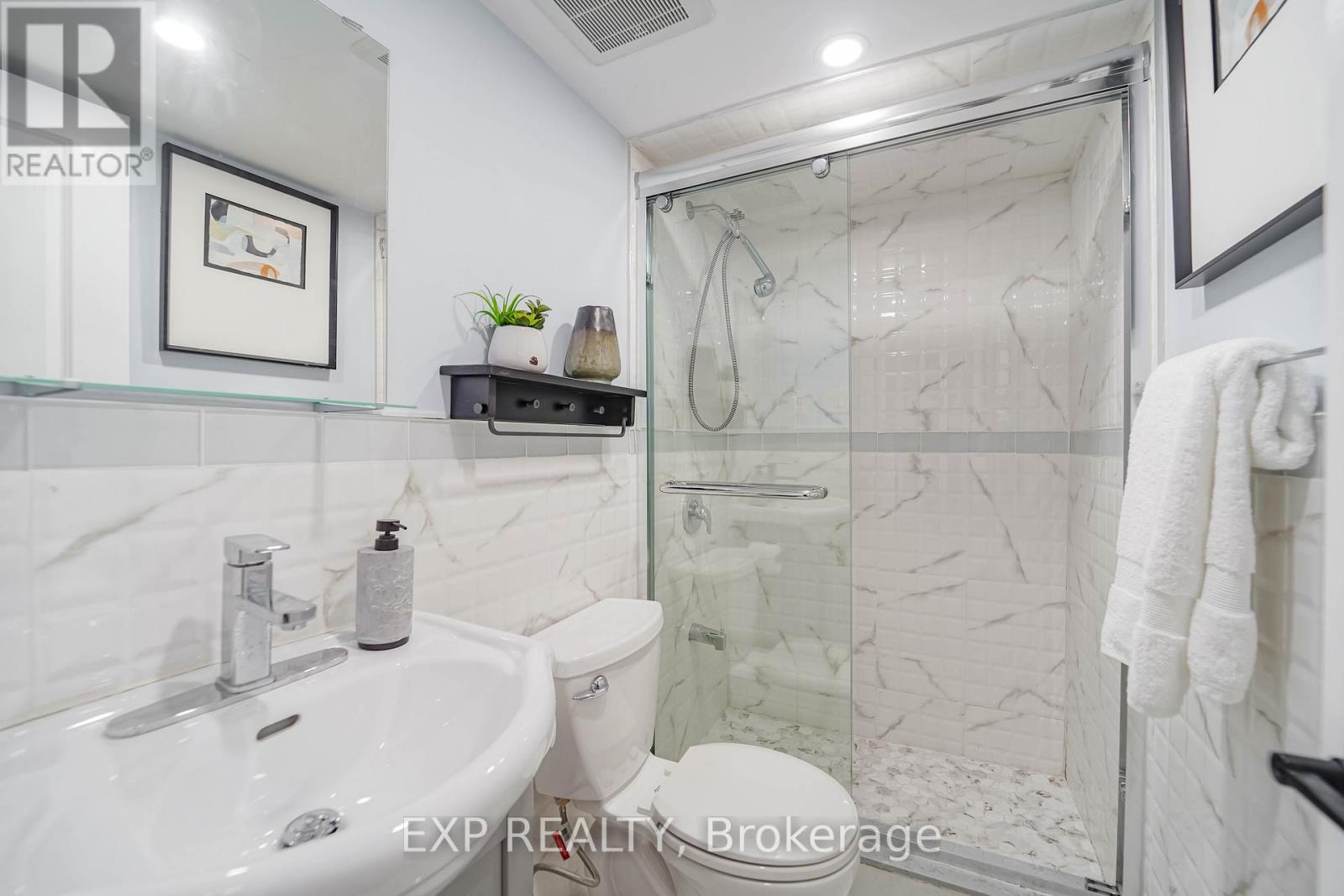 4 Northumberland Street, Toronto, Ontario  M6H 1P7 - Photo 43 - W12208508