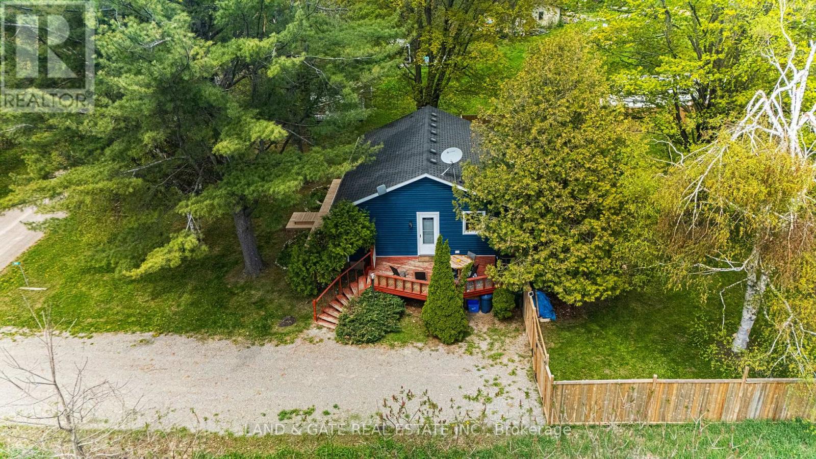 2421 Upper Chemong Drive, Selwyn, Ontario  K0L 2H0 - Photo 23 - X12151222