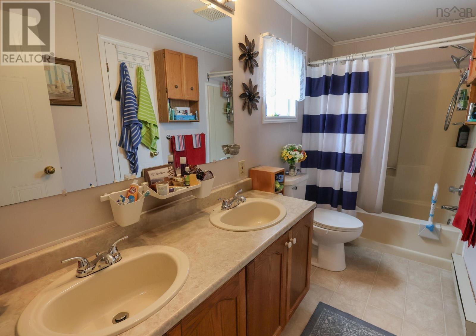 247 Seasons Drive, Bridgewater, Nova Scotia  B4V 3W1 - Photo 22 - 202512305