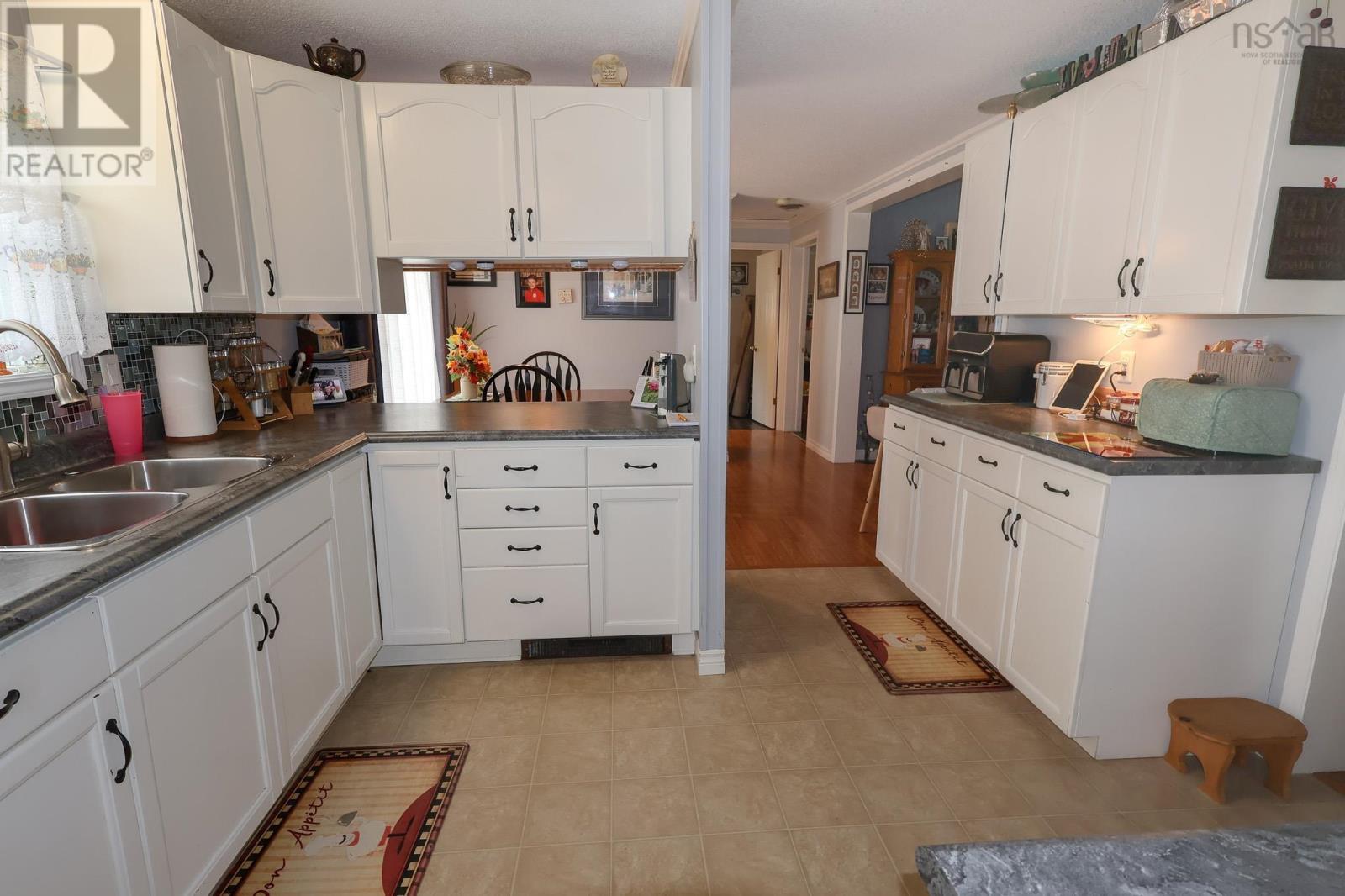 247 Seasons Drive, Bridgewater, Nova Scotia  B4V 3W1 - Photo 4 - 202512305