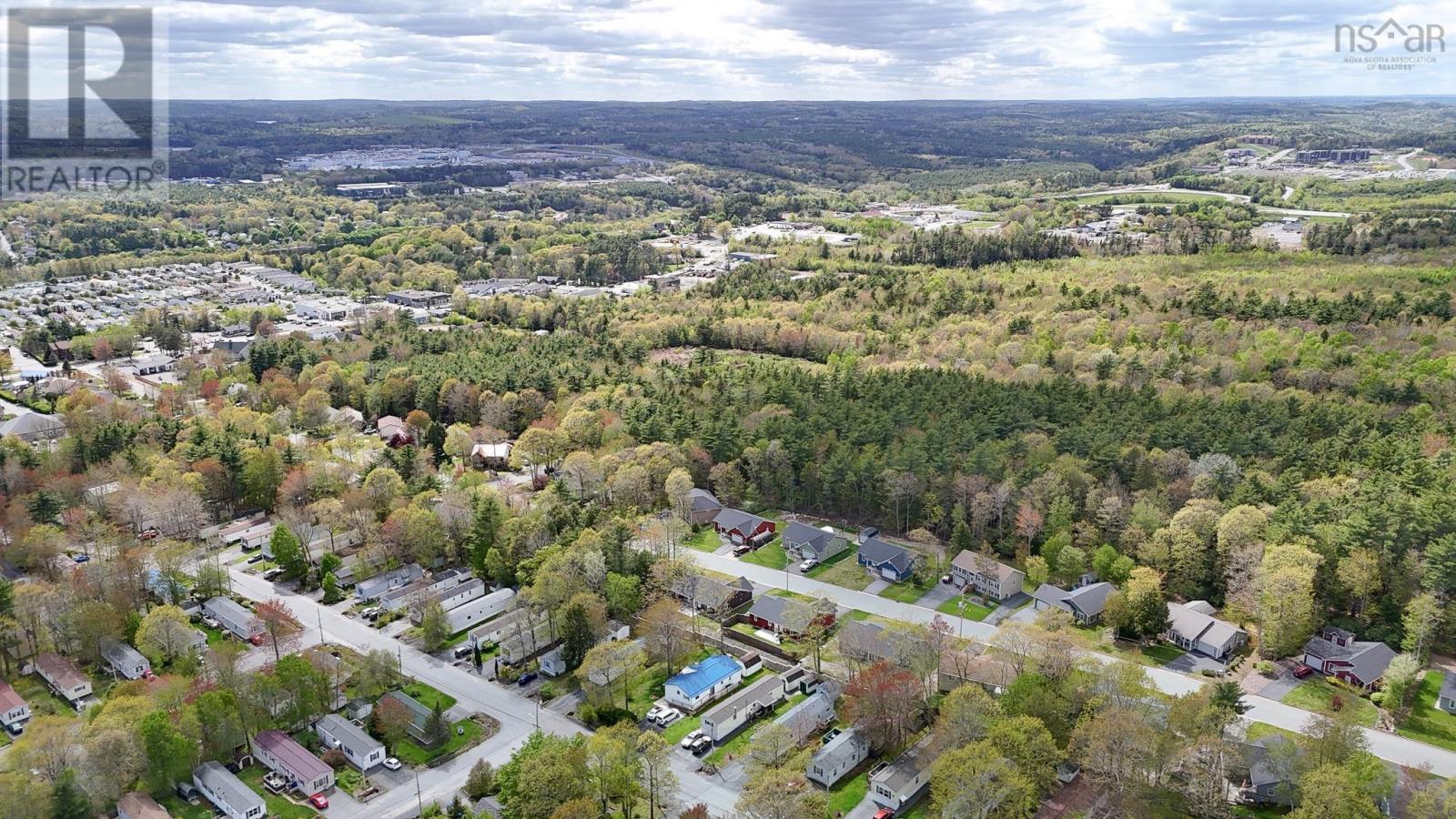 247 Seasons Drive, Bridgewater, Nova Scotia  B4V 3W1 - Photo 36 - 202512305