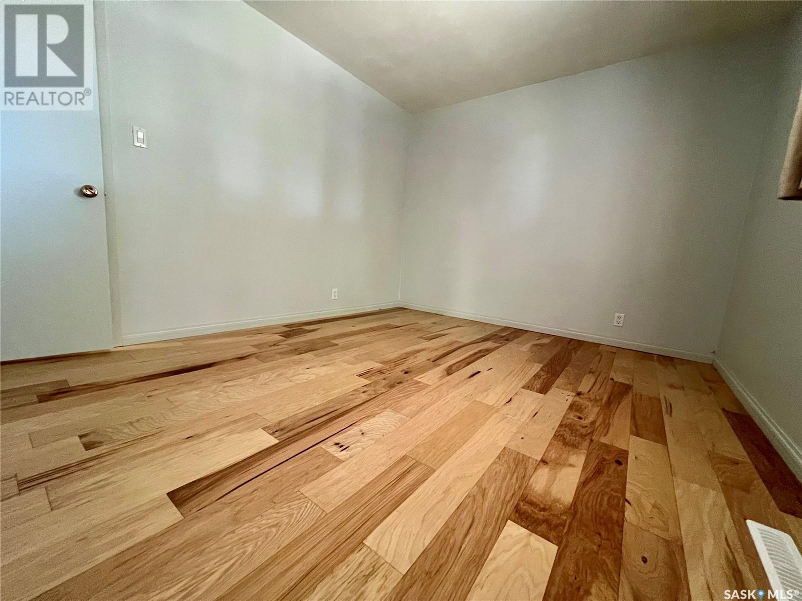 478 6th Avenue Nw, Swift Current, Saskatchewan  S9H 0Y3 - Photo 16 - SK008921