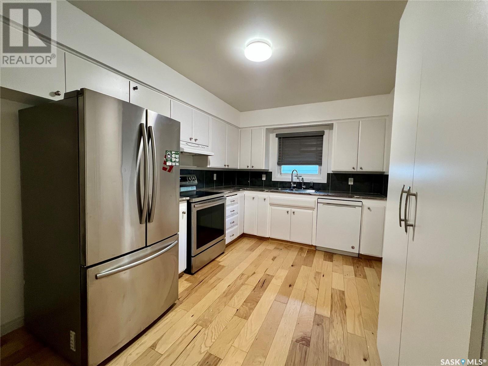 478 6th Avenue Nw, Swift Current, Saskatchewan  S9H 0Y3 - Photo 4 - SK008921