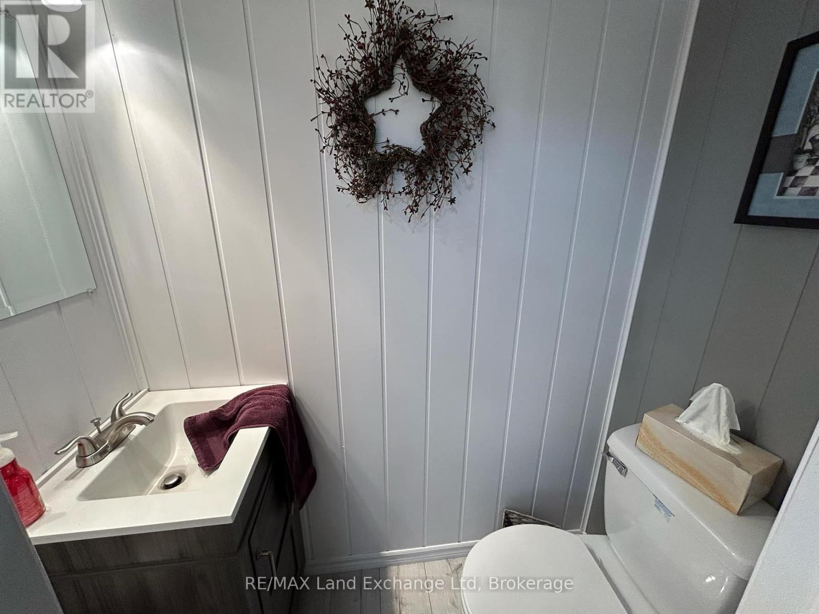 1 A Crawford Street, North Huron, Ontario  N0G 2W0 - Photo 24 - X12035127