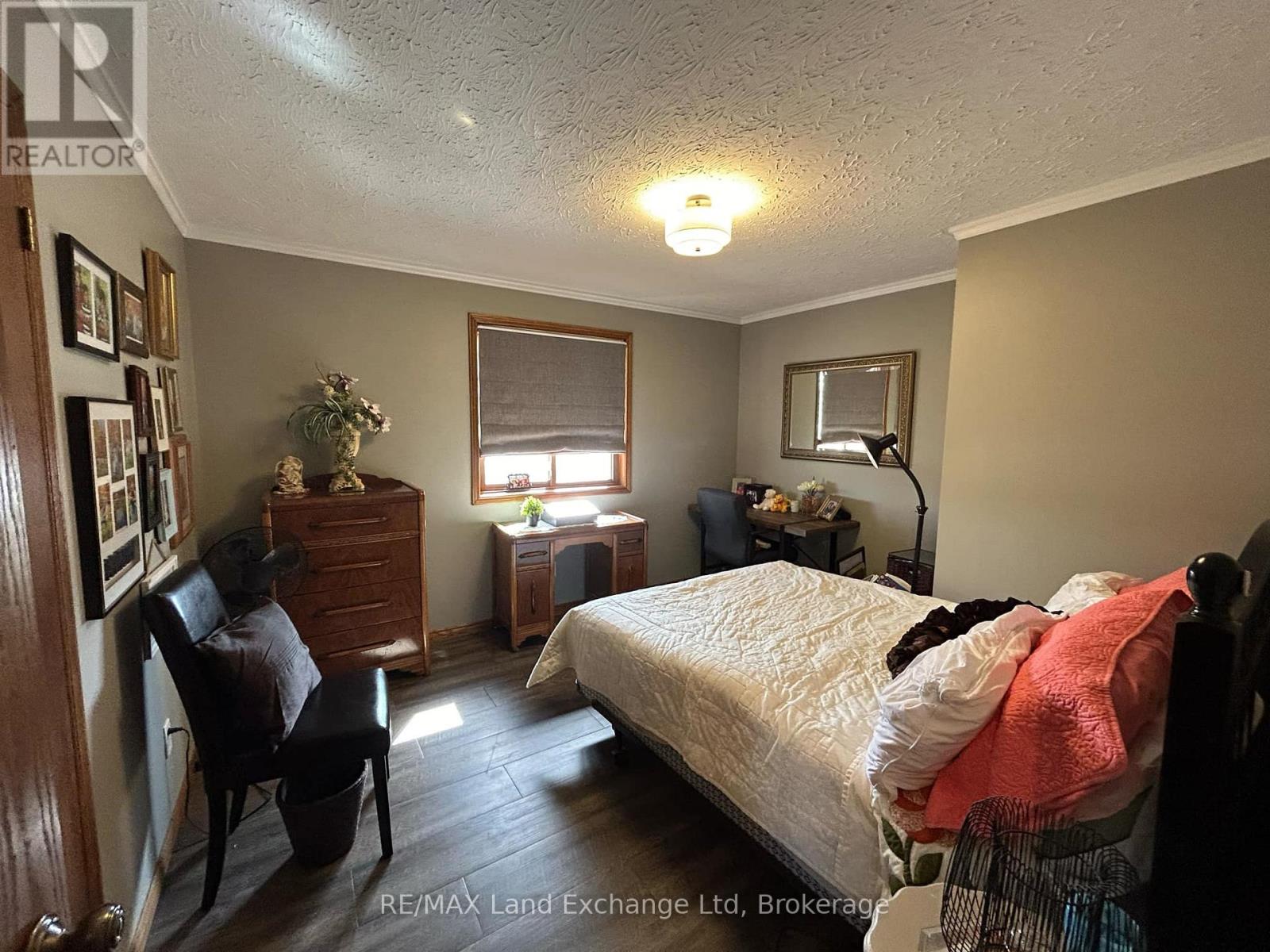 1 A Crawford Street, North Huron, Ontario  N0G 2W0 - Photo 21 - X12035127