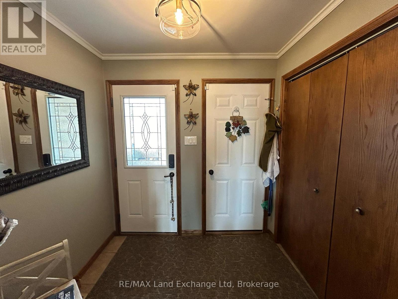 1 A Crawford Street, North Huron, Ontario  N0G 2W0 - Photo 6 - X12035127