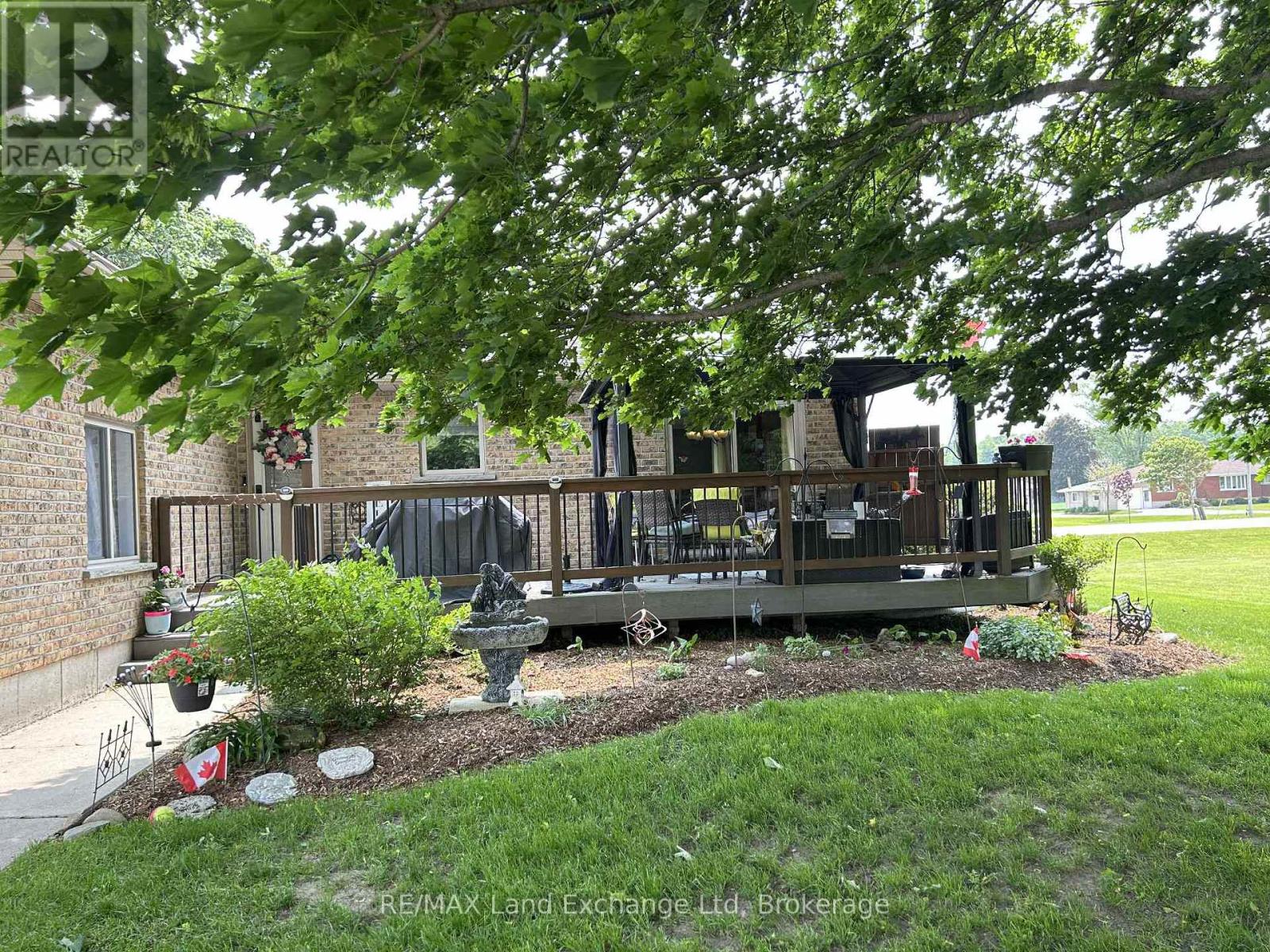 1 A Crawford Street, North Huron, Ontario  N0G 2W0 - Photo 34 - X12035127