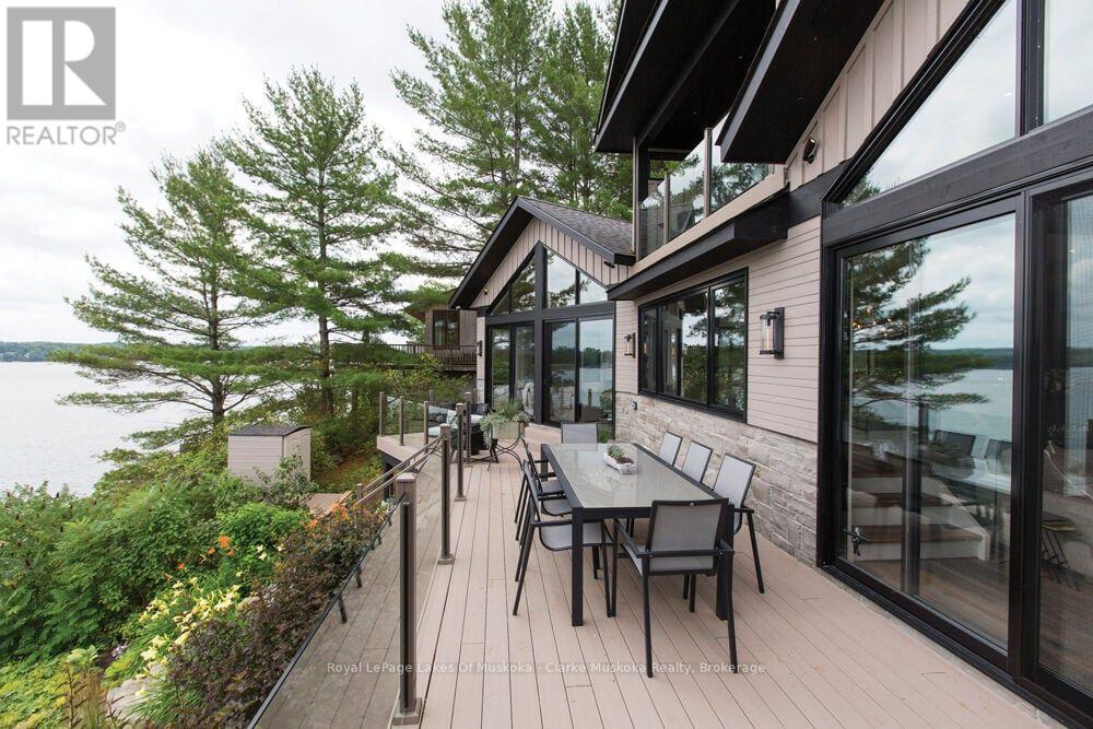 305 Wapaska Crescent, Gravenhurst, Ontario  P1P 0E9 - Photo 2 - X12066723