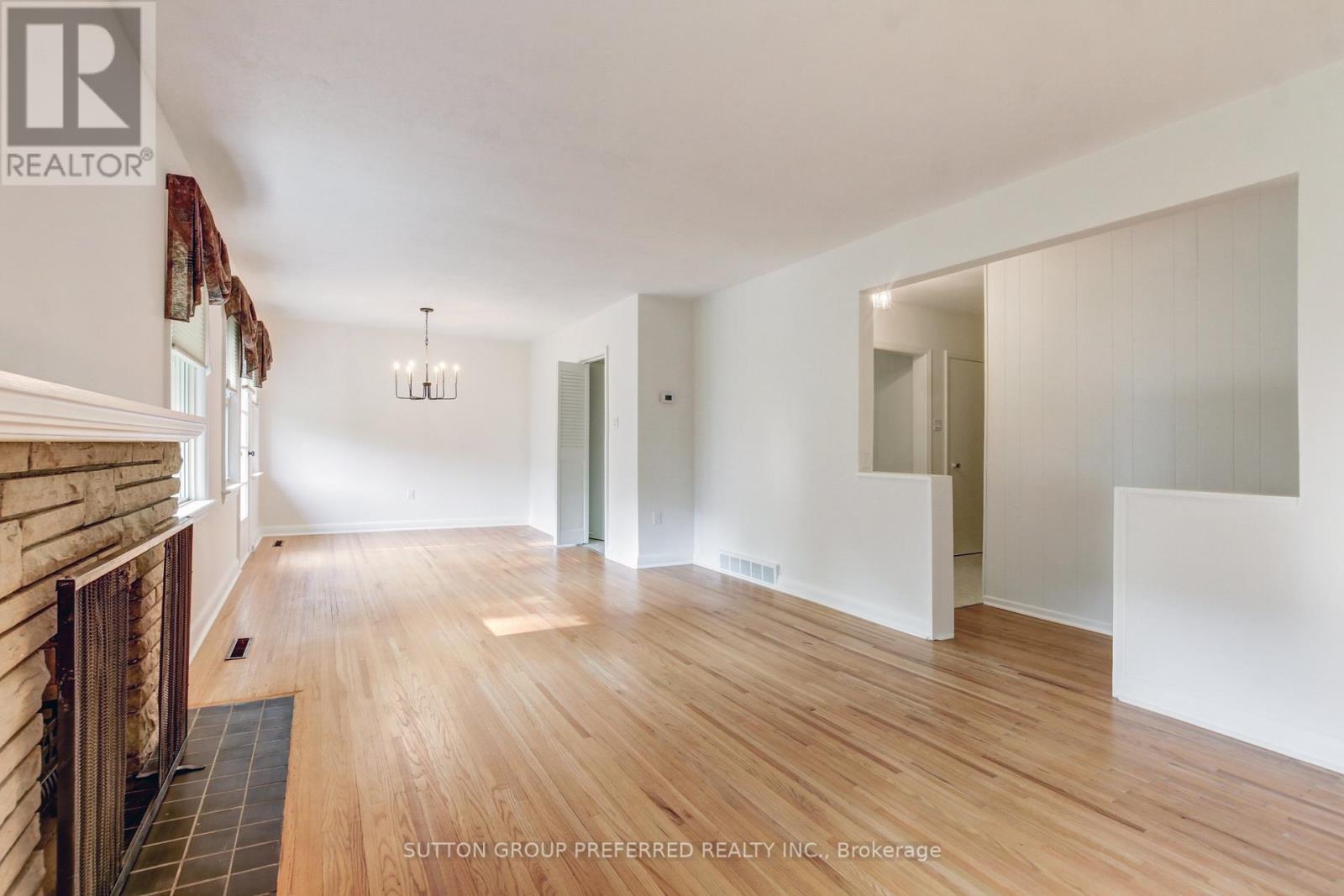 388 Colville Boulevard, London South (South B), Ontario  N6K 2J5 - Photo 6 - X12206175