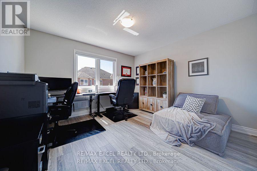 99 James Parrott Avenue, Markham, Ontario  L6E 2B3 - Photo 23 - N12208367