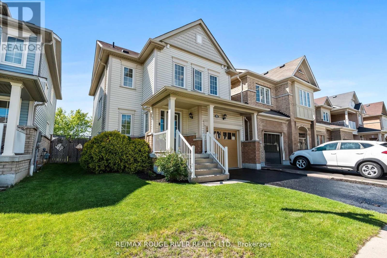 20 GALLIMERE COURT, whitby (blue grass meadows), Ontario