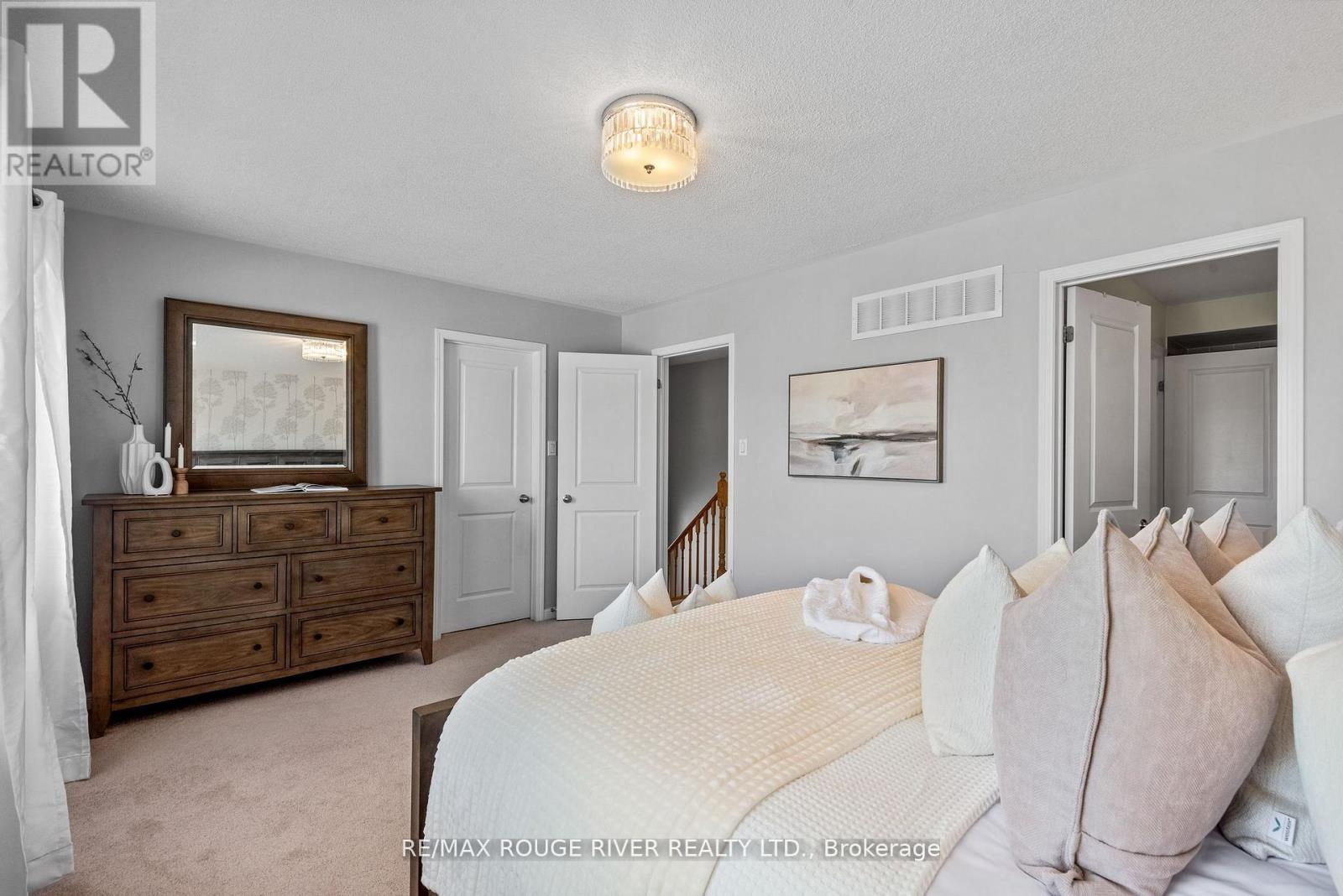 20 Gallimere Court, Whitby (Blue Grass Meadows), Ontario  L1N 0J5 - Photo 19 - E12209041