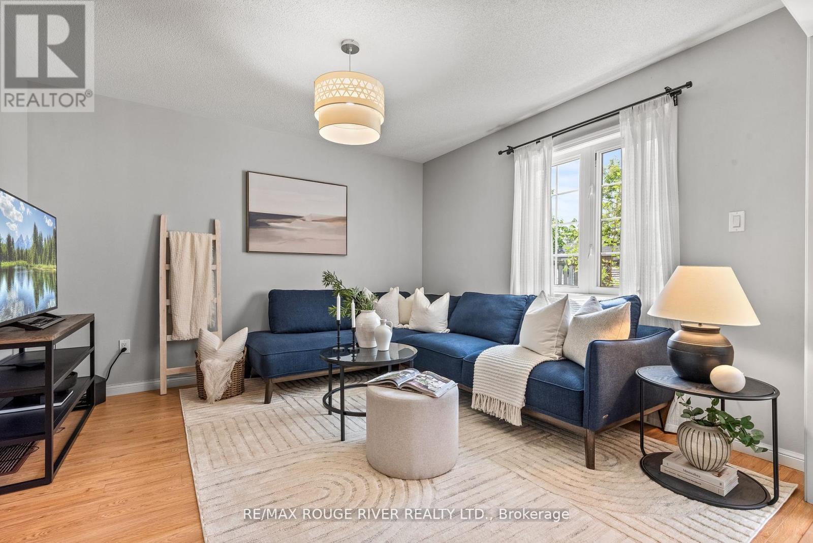 20 Gallimere Court, Whitby (Blue Grass Meadows), Ontario  L1N 0J5 - Photo 6 - E12209041